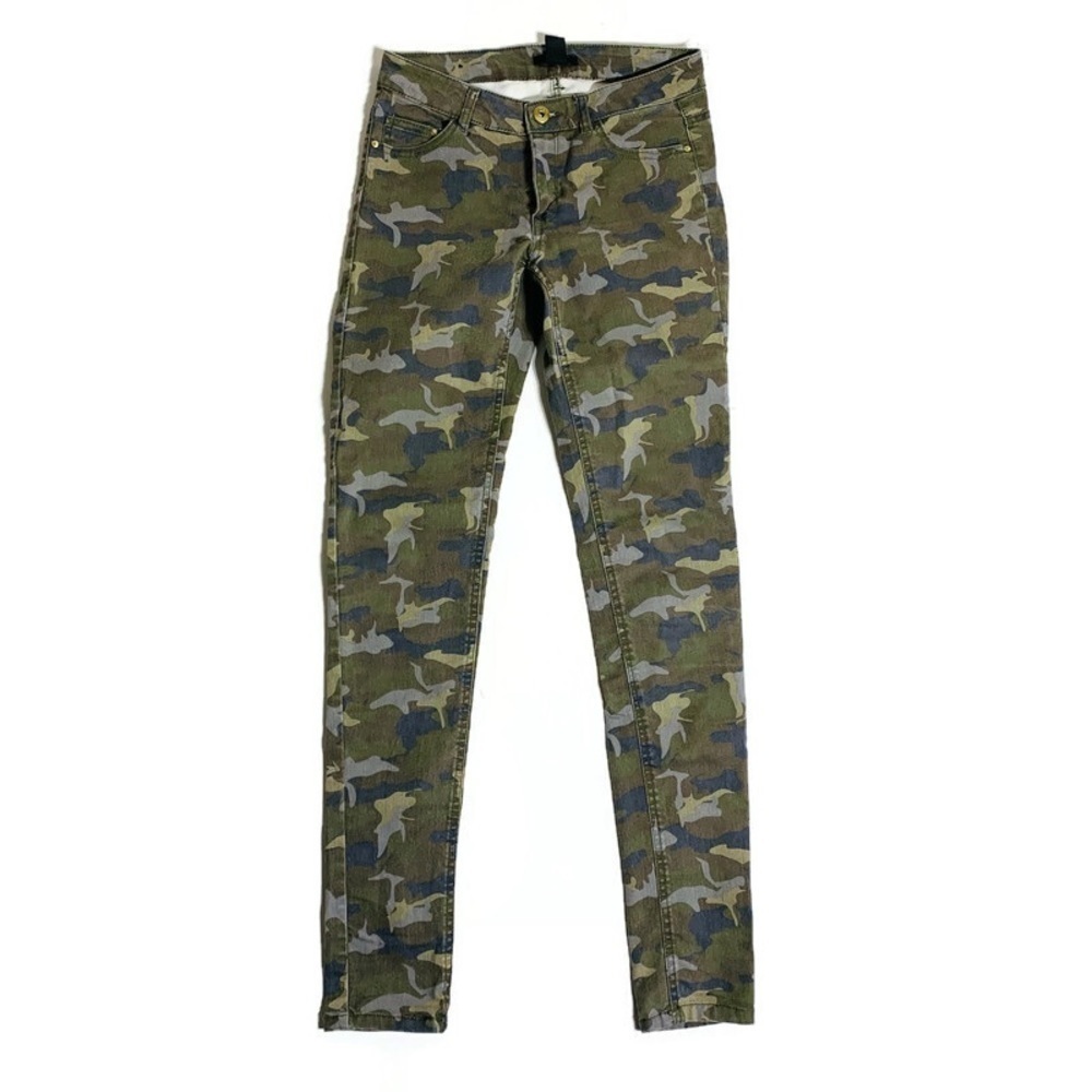 H&M camouflage skinny jeans‎